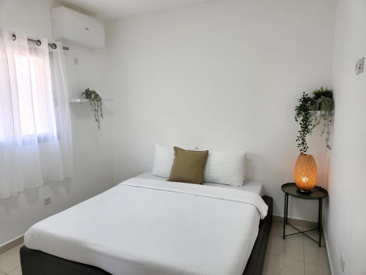 Melony Apartments Yam Suf Street Eilat Exterior photo