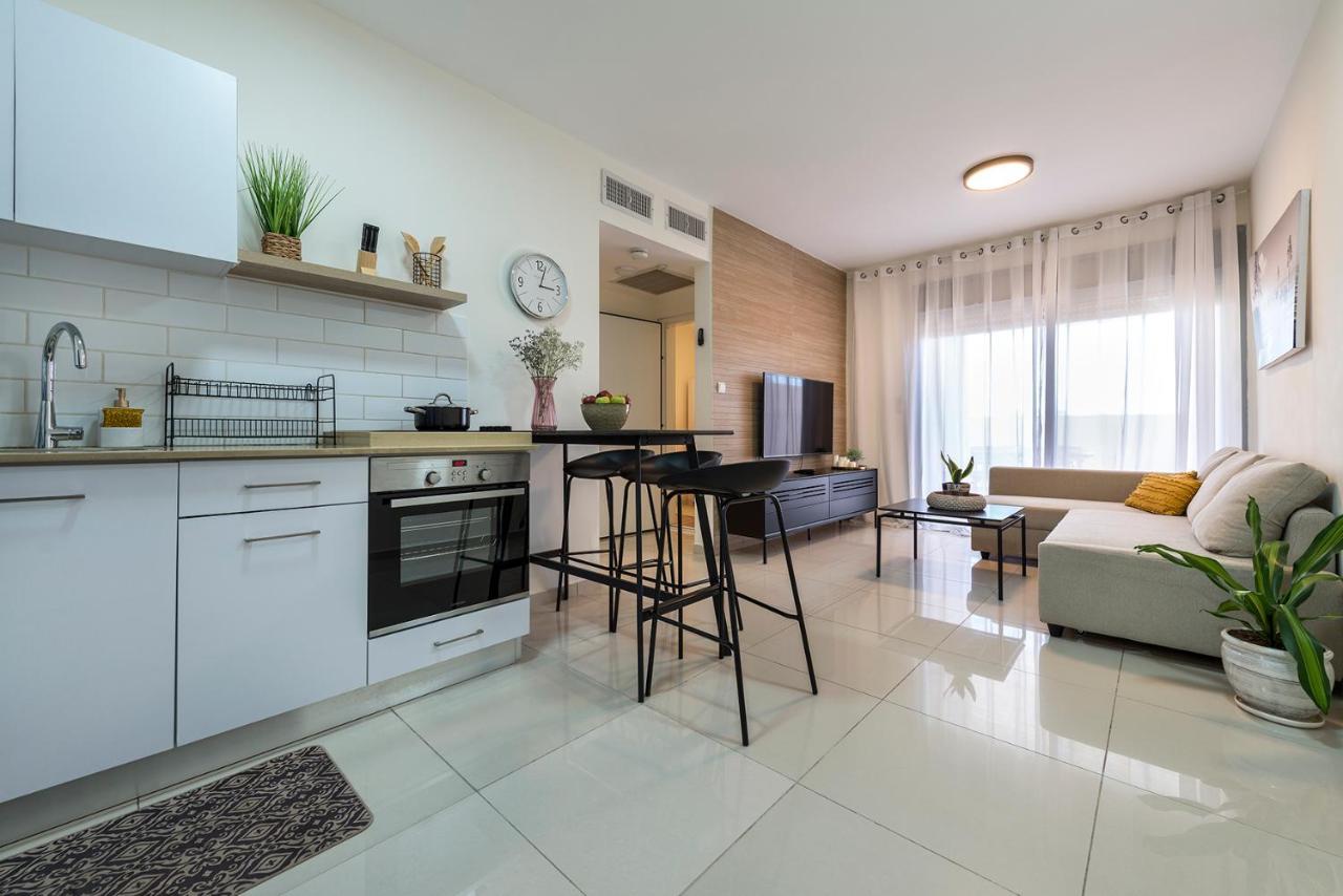 Melony Apartments Yam Suf Street Eilat Exterior photo
